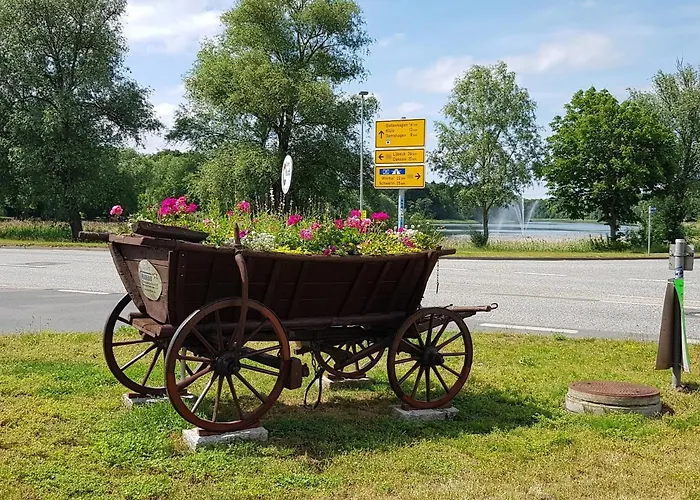 In Ostseenaehe غرفسمولن